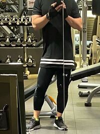 ジムでのウェアについて ジムに通っている代女性です ジムにいる女性 Yahoo 知恵袋