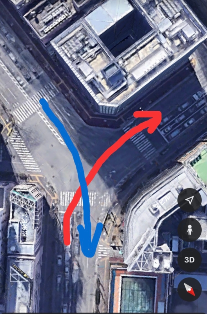 Y字で交差する道路の優先順位について 画像のような交差点で、 赤矢印と青矢印の信号が同時に青になります。 その場合赤矢印と青矢印はどちらが優先なのでしょうか。