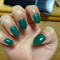 サロンでジェルネイルをしたんですが 根元のこの隙間の空き具合 Yahoo 知恵袋