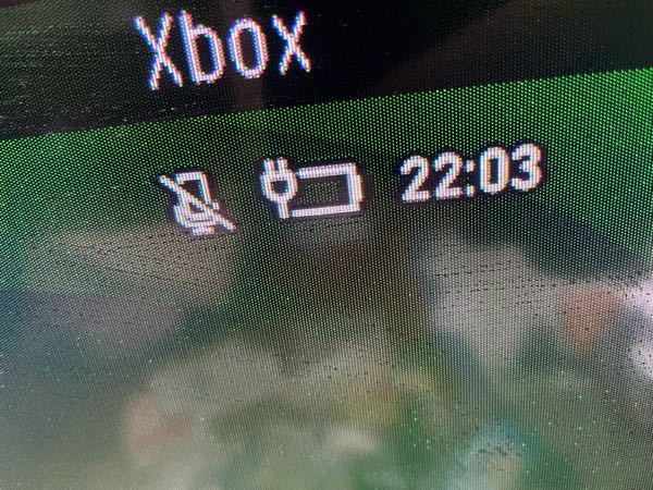Xbox シリーズS ですが、コントローラーの充電はこれで出来ている状態ですか？