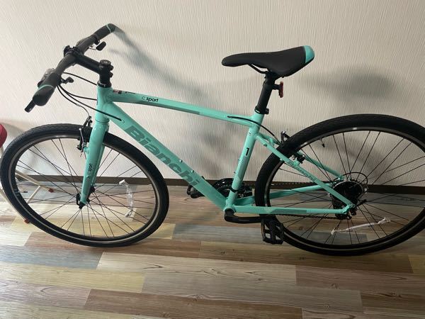 先日Bianchiのクロスバイクcスポーツ1を購入しました。身長目安4 