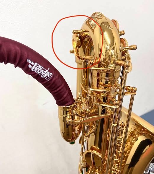 画像の で囲んだ部分の穴が突然塞がらなくなり バリサクの音が出なくなり Yahoo 知恵袋