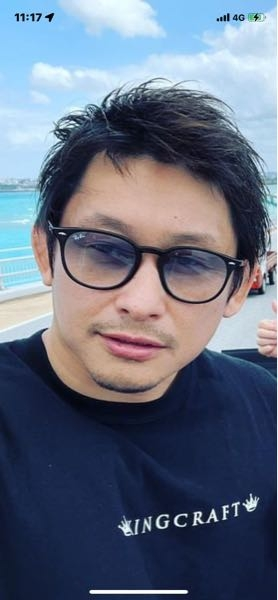 この吉永啓之輔さんが付けてるグラデーションのサングラスのブランド