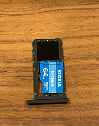 Lenovoのタブレットのマイクロsdカードの入れ方わかりま Yahoo 知恵袋