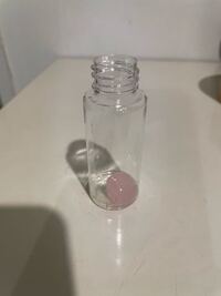 小瓶が欲しいんですが 小さければ小さい程良 プラスチック製尚良 どの Yahoo 知恵袋