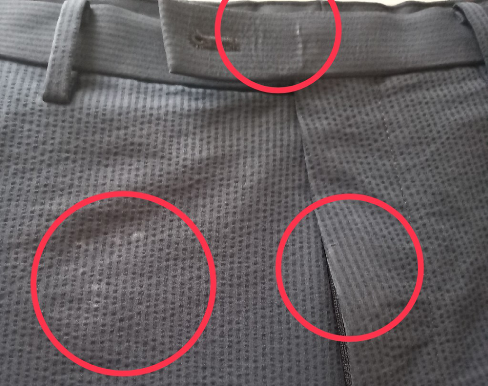 ズボンのアイロンでテカリが出てしまい消えません。どうしたらいいでしょうか？ ズボンのボタンやファスナーが当たり、でこぼこする箇所において、アイロンがけするとその部分が白くテカり、汚れのように見えて消えません。 どうしたら消えますか？(写真添付します) またテカらないようにアイロンがけするにはどうしたらいいですか？