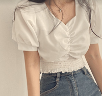 中学生2年の女子です 最近服の系統が変わってきて 大人っぽいものを着る Yahoo 知恵袋