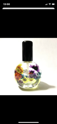 アイランドガールのキューティクルオイルです こちらの香りが何 Yahoo 知恵袋