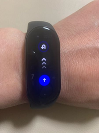 xiaomi smart band 7を買ったはいいがあちこちイジってたら画像のようなロック画面になってしまいました。
検索しても分からず困ってます。わかる方います？ 