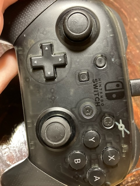 任天堂Switchのプロコンについて。今日中古でプロコンを買いました 