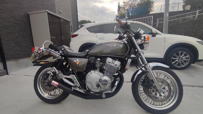 CB400FOUR(NC36)リアショックについて。 - 現在、純正の - Yahoo!知恵袋