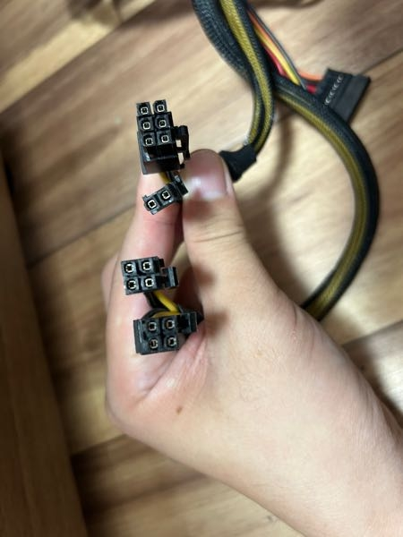 新しく買ったマザーボードが8ピン+12V電源コネクター4ピン - Yahoo