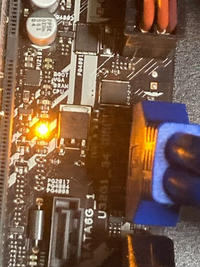 asusのマザボの事についてです。cpu交換をし電源をつけたのです