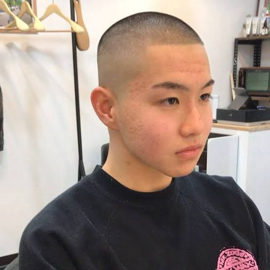 坊主にしたら丸すぎたページ 坊主にしたいのですが、セルフでのこれって難しいですか？やり方