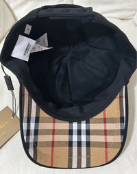バーバリーTBのキャップが欲しく、フリマサイトで購入したいのですが  