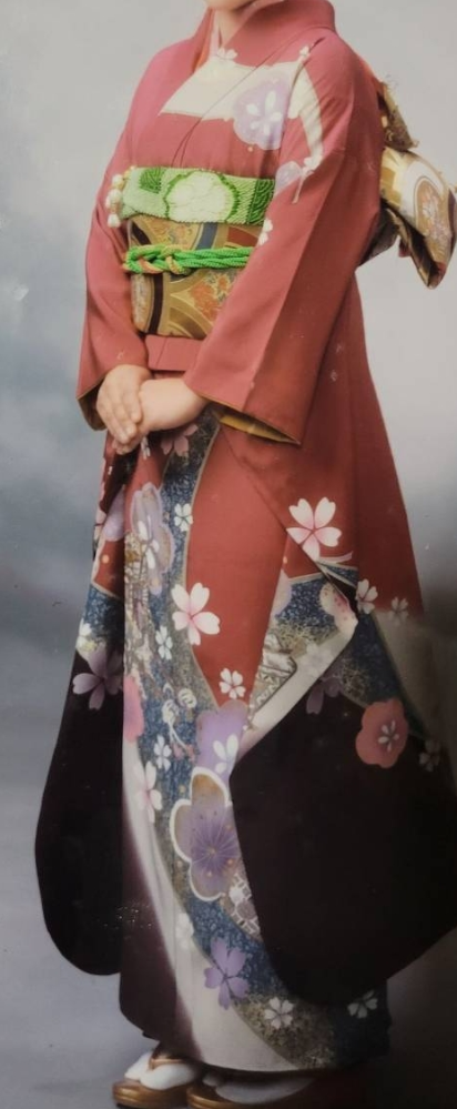 20数年前に成人式で着た振袖です。この度娘の成人式で着てもら