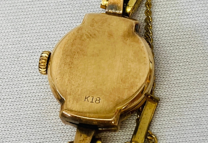 腕時計K18画像のように腕時計の裏蓋にK18の刻印がある場合は