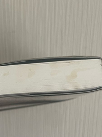 メルカリで本を買ったのですが、状態はとても綺麗ですと書いてあったの 