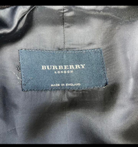 Burberryのステンカラーコートをメルカリにて購入予定の者です。こ