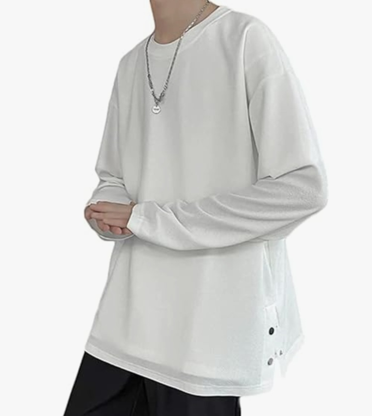 至急です！黒のカーゴパンツにこの服は合いますか？