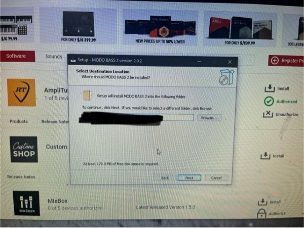 dawソフトCubaseで使用するプラグイン AmpriTube5のインストールについて。 IK Multimedia Product Managerをインストールし、その中でAmpriTube5をインストールする際、インストール先のフォルダを選ぶところ（Select Destination Location)で全角の入ったフォルダを選択してしまいました。そのため、インストールは完了しませんでした。 その後、全角が入ったフォルダではダメと分かったので、同じ手順でフォルダを変更しようとしましたがSelect Destination Locationの項目はその後出てこなくなりました。 対処方法を教えてください。 画像はIK Multimedia Product Manager内の他のプラグインをインストールするときに出た、Select Destination Locationの画面です。