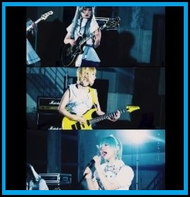 ☆ ガールズバンド・ユニットＱ【Vol.1】☆ ////////// ・解散・活動休止したバンドから現在活動しているガールズバンド・音楽ユニットのMV・Live画像から出題します。 ・バンド名、ユニット名を回答して下さい。 ・回答は1回までで再回答、再返信回答は正解の対象から外れます。 ・バンド名、ユニット名では、バンド名の読みまでを回答の対象とすることがあります。 ・連続して3問正解した場合,次からの3問は回答出来ません(3回お休みとなります) (回答してしまった場合は,正解回答対象から外れ,回答されたぶん繰り越しとなります) Answer 形式)---------- バンド名または,ユニット名＝？ バンド名または,ユニット名＝？ (読み：？) (バンド名.ユニット名によっては記号、特殊文字が含まれる名前があります。) 例) ユニット名：hy4_4yh (読み：ハイパーヨーヨー) ////////// <<< No-246 >> 【活動：2019年～2022年】 Ｑ：画像(2019年 MV)のバンド名は何でしょうか？ Answer) バンド名：？ (読み：？)