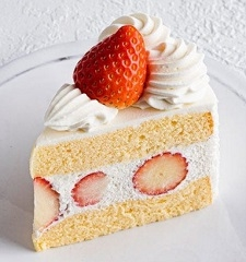 苺のショートケーキを食べる時に飲みたいドリンクは何ですか？