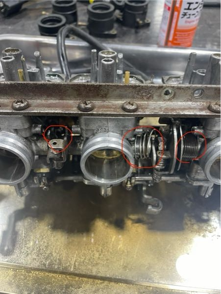 xjr4004hm1994年式のキャブです。赤丸で囲っている... - Yahoo!知恵袋 廃盤 YAMAHA XJR400 純正バネ キャブ スプリング バネ