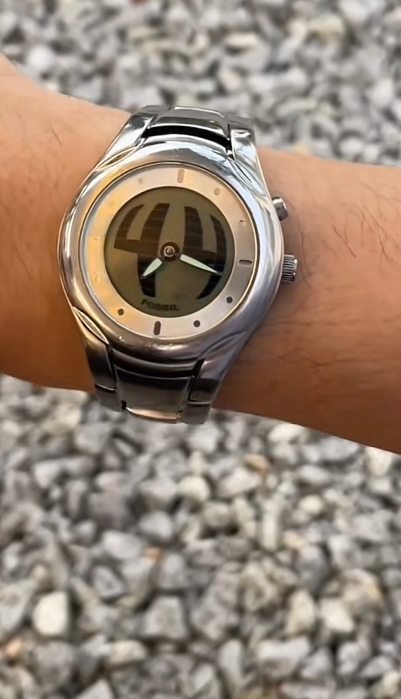 FOSSIL フォッシル BIG TIC 復刻版 虹色 メンズ 腕時計 本物 FOSSIL フォッシル BIG TIC 復刻版 虹色 メンズ 腕時計 本物