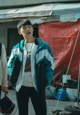 弱いヒーローClassでチェヒョンウクが着てた服どこに売ってますか？教 