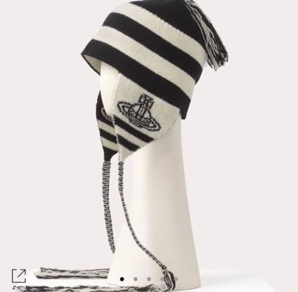 VivienneWestwoodのニット帽が欲しいのですが、まだ販売し