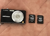 Panasonic DMC-FX30 デジタルカメラ+SDカード SDカード、リーダー付】Panasonic LUMIX FX DMC-FX30 デジタルカメラ