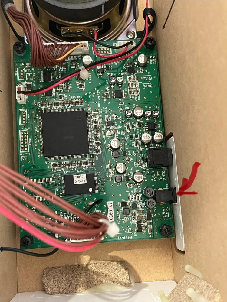 KORGLP-350の電子ピアノが電源を入れても音がならなくなってし
