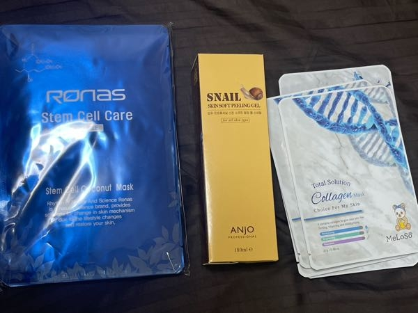 母が韓国のお土産で買ってきたパックなのですが、とくにSNSでバズっ