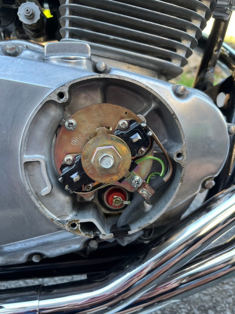 バイクの点火方式、調整等についての質問です。車両:スズキgsx400e