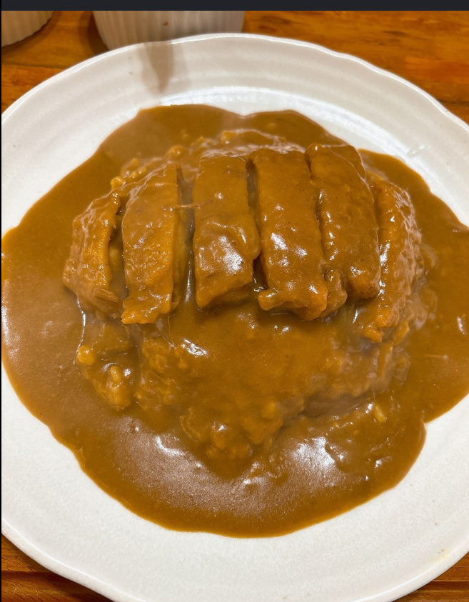 朝カツカレー？ 朝から全掛けのカツカレーを食べれますか？