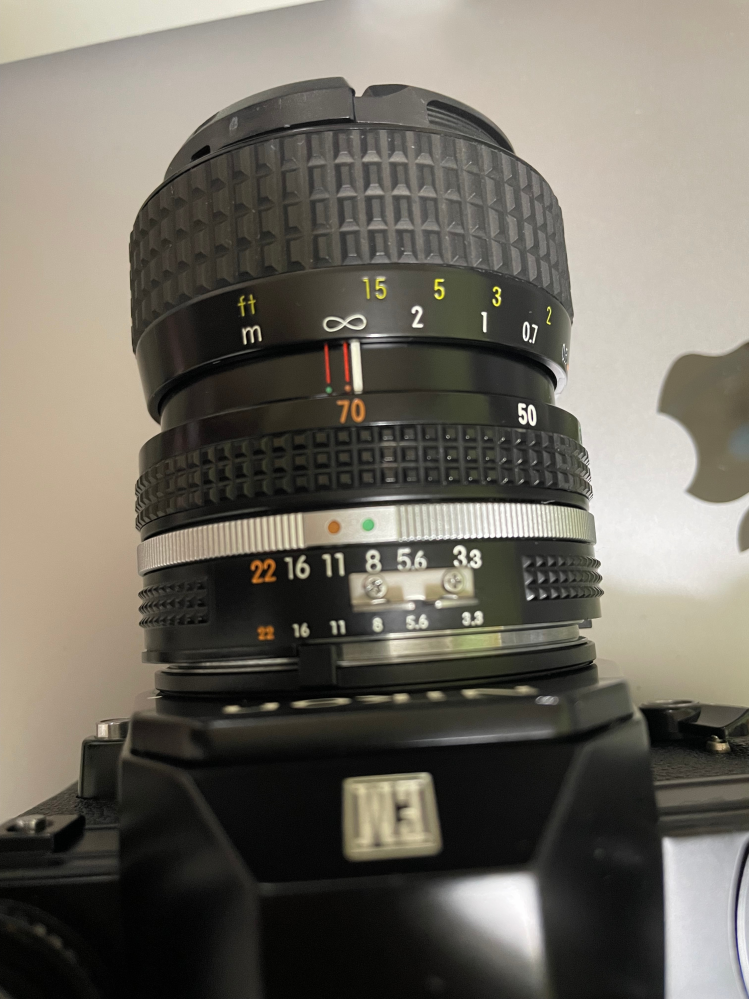 フィルムカメラ初心者です。買ったカメラはNikonEMですお手柔らかに