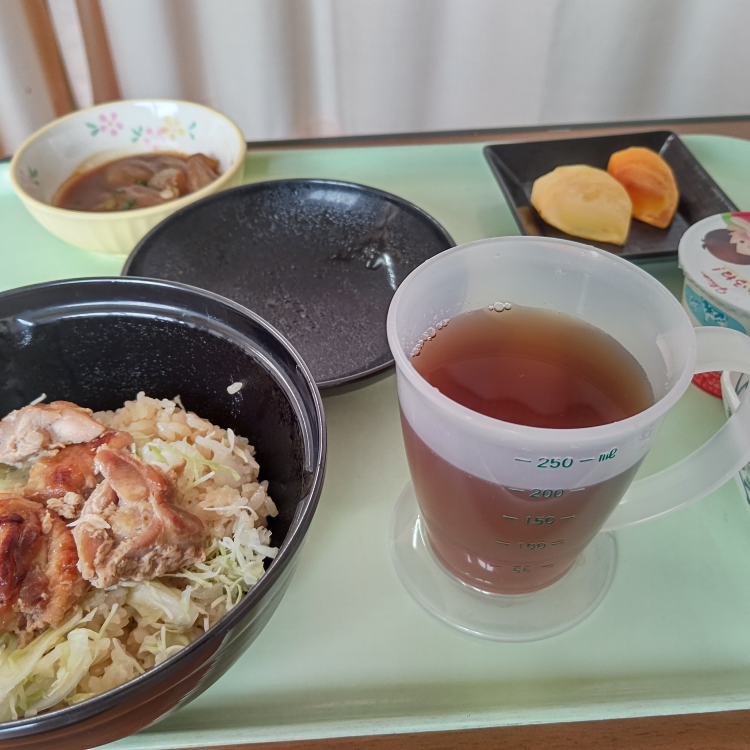 今日の夜ご飯は照り焼き丼でしたか?