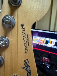 質問です。fenderジャパンST-50というギターを中古屋... - Yahoo!知恵袋