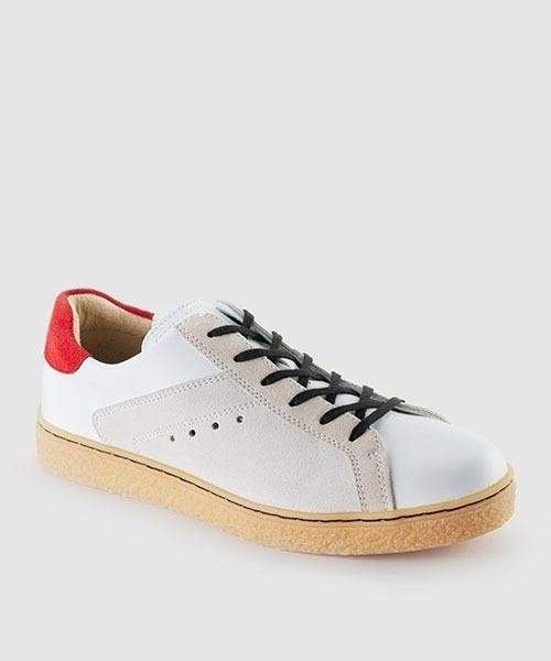 THE ONITSUKAのこちらのシューズ、デートにもありだと思いますか？