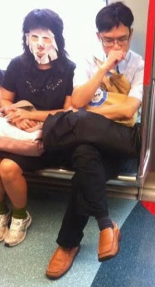 (大喜利帝国) 画像に何か言ってあげてください。