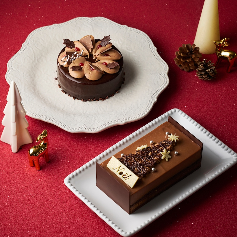 クリスマスケーキ（チョコレートタイプ）、どちらが食べたいですか？