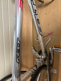 自転車傷ついていますが買って下さい