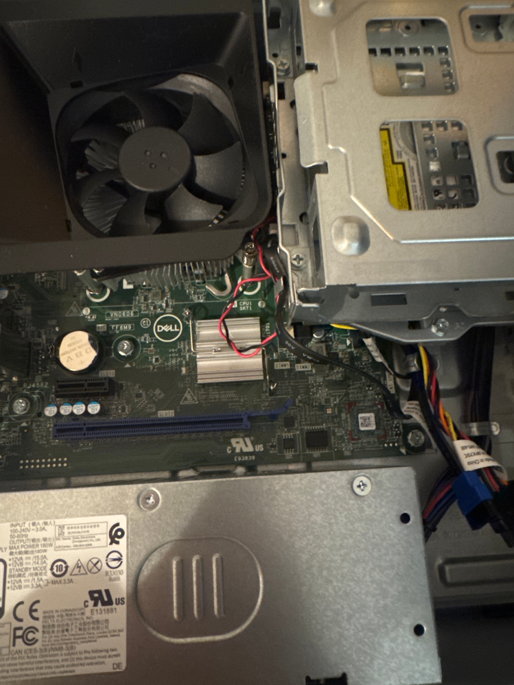 パソコンのグラフィックボードについてです。DELLデスクトッ