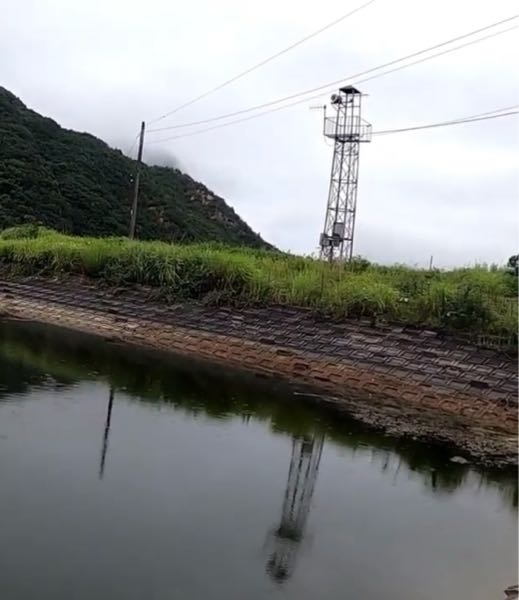 かなり昔に香川県に釣りに行ったんですが場所忘れてしまい写真の塔辺りなんですがどこかわかりませんか？？多分東香川辺りだったと思います！よろしくお願いします！