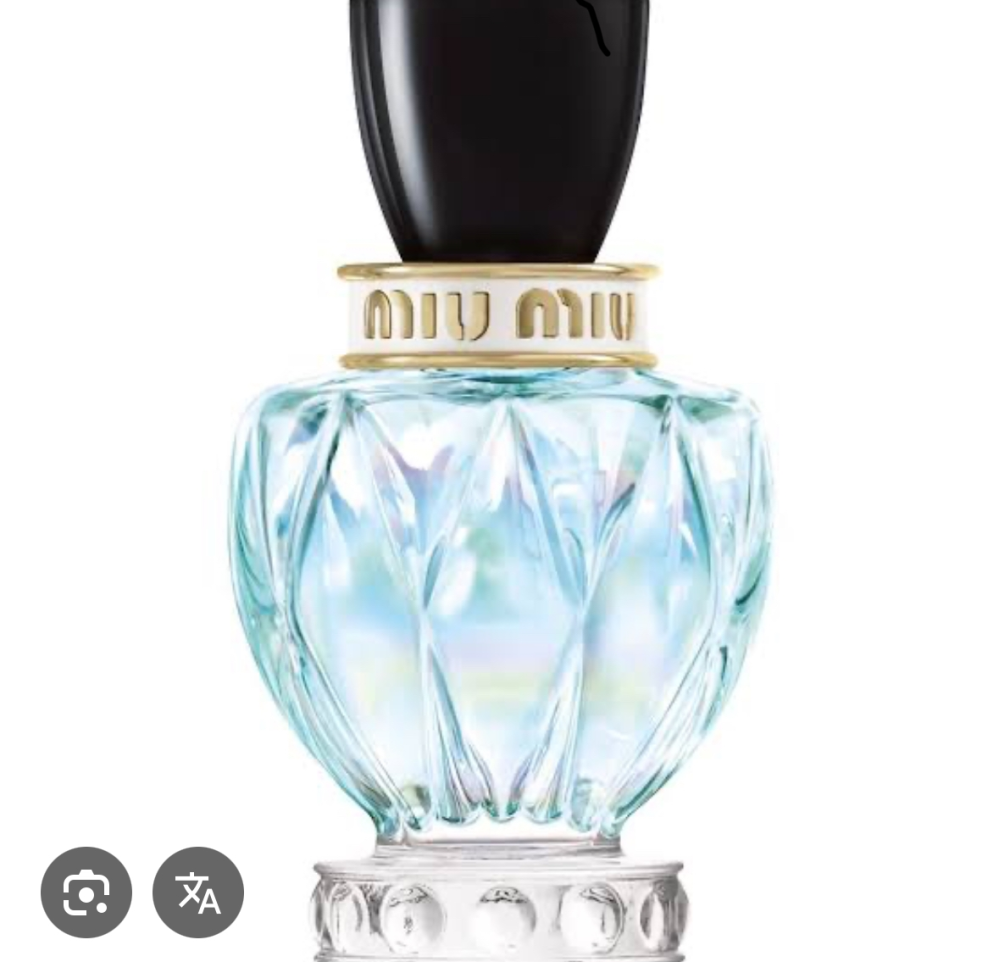 miumiuの香水について質問です。ミュウミュウツイストオードマグノリ