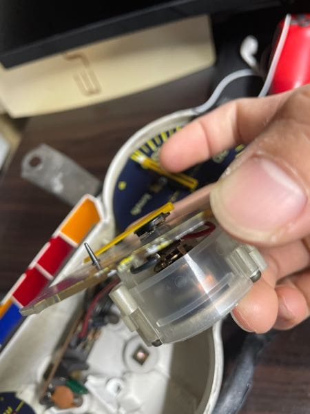CBR400Fのメーターについての質問です。タコメーター、ス - Yahoo