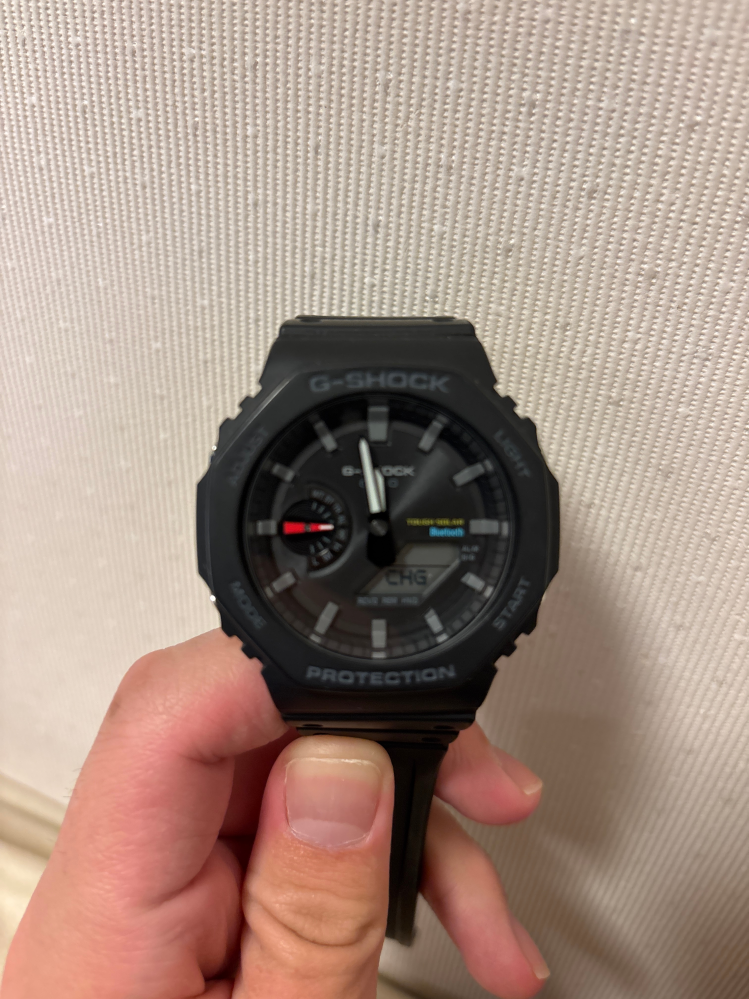 G-SHOCKのGA-B2100-1AJFが電池不足？でボタンを触って - Yahoo!知恵袋