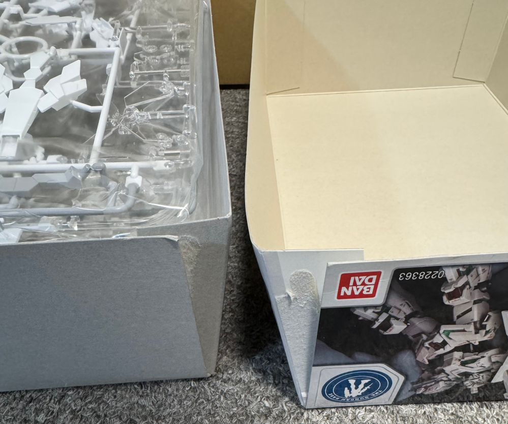 新品未使用になります。保管してあったので段ボールが破れていますが傷はありません。 紙やダンボールの表面の凹み傷の直し方ってありませんか？ - 引越の際