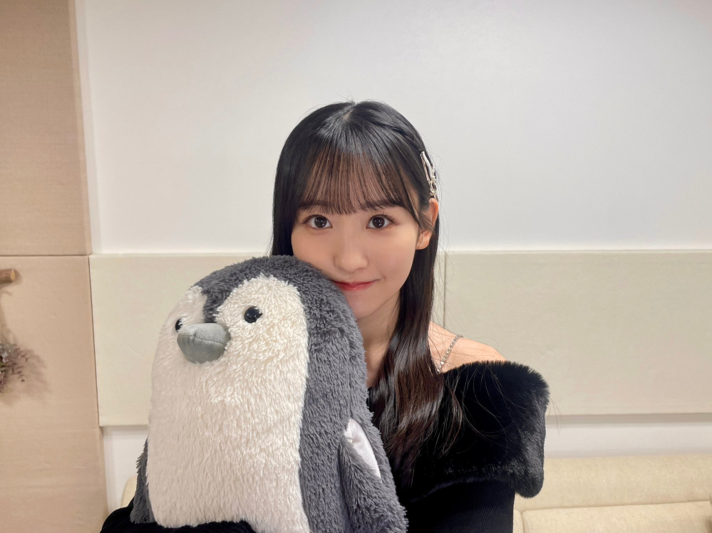 スキーウェアセット スキー スノボ ウェア 乃木坂46 一ノ瀬美空 着用 新・乃木坂スター誕生」第33回② スキーウエアが良く似合う川﨑